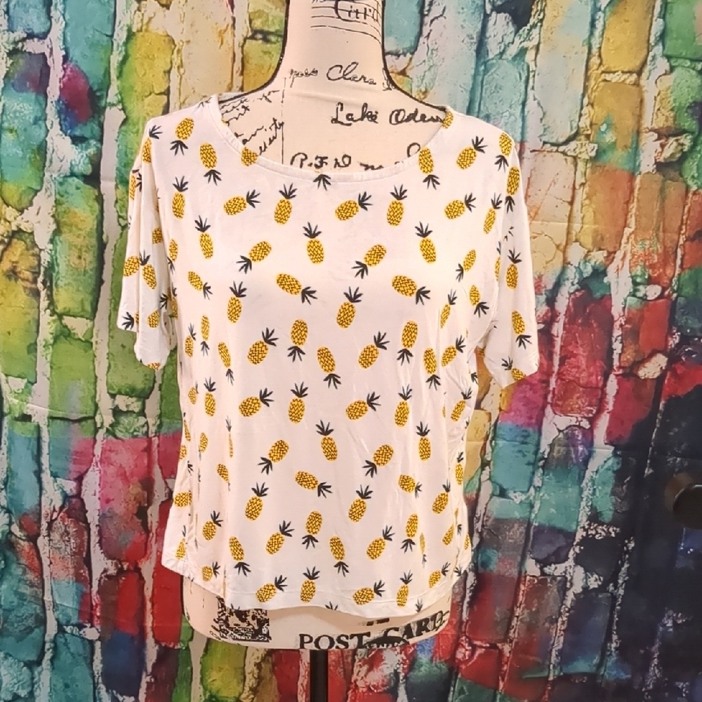 Pineapple Print White Top